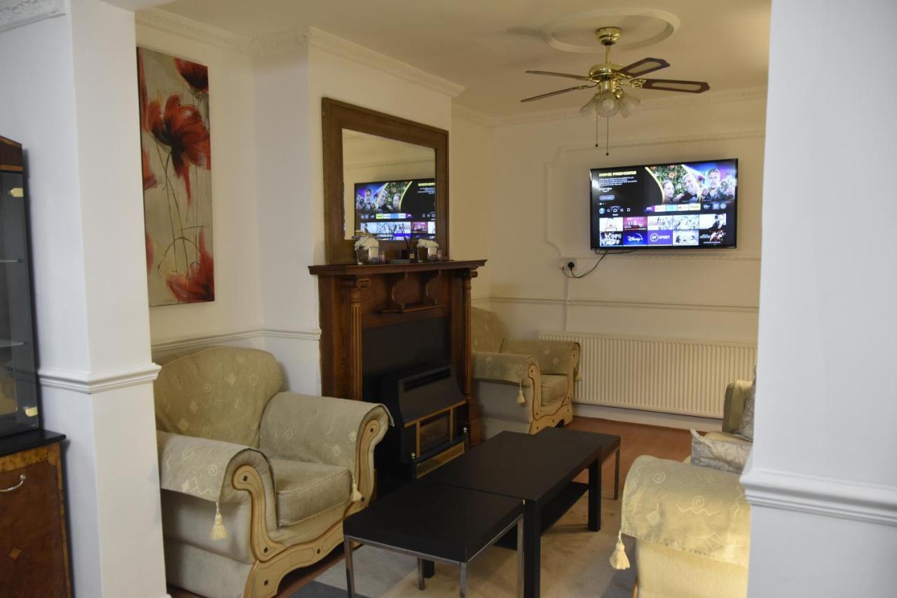 Clarendon House Hotel Luton  Ngoại thất bức ảnh
