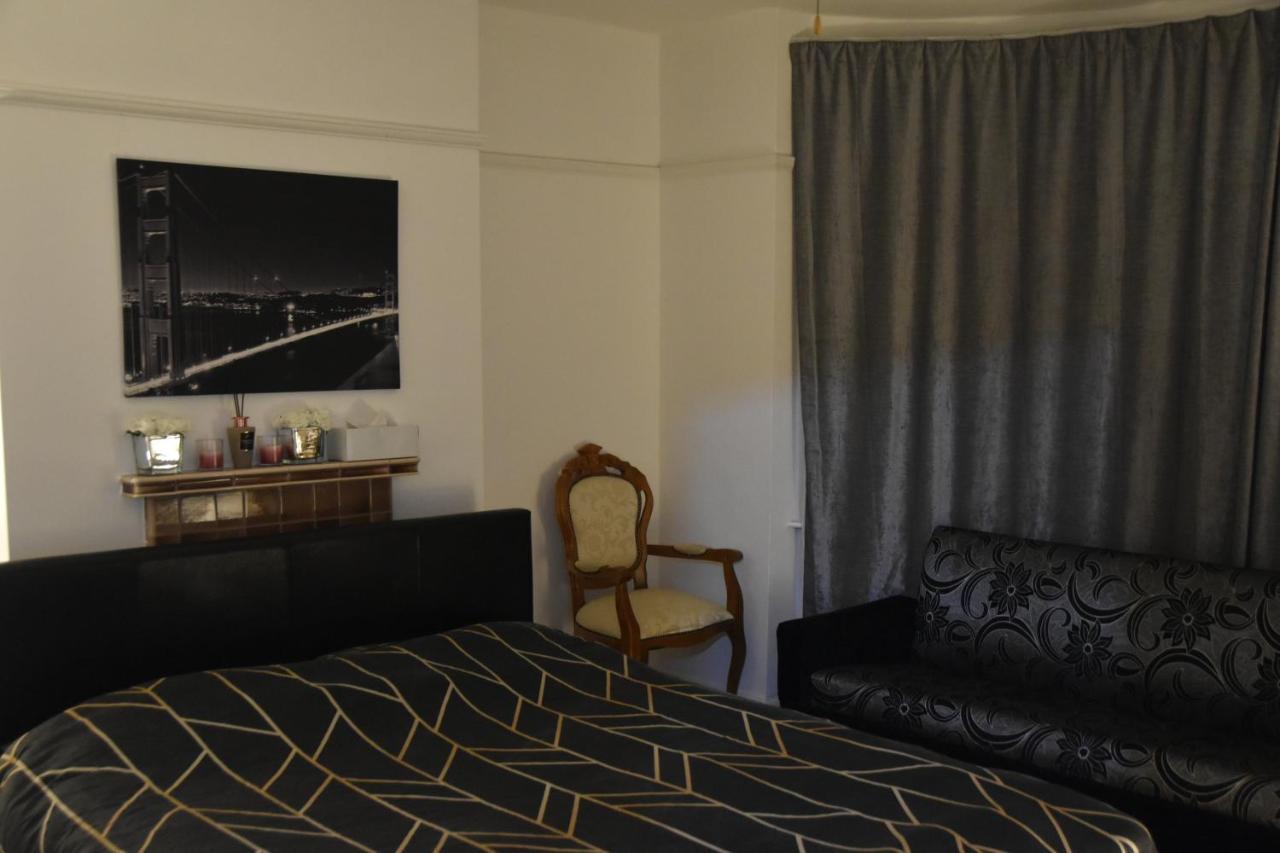 Clarendon House Hotel Luton  Ngoại thất bức ảnh